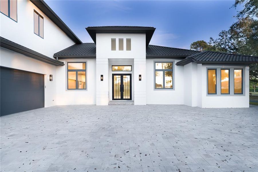 Exterior details and patio area of a home in , Nokomis (Image 4).