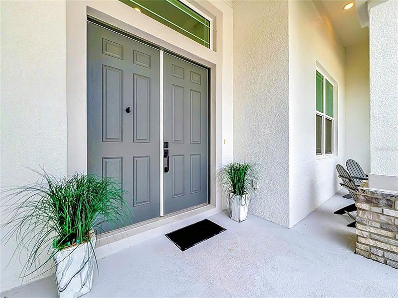Exterior details and patio area of a home in , Mount Dora (Image 25).