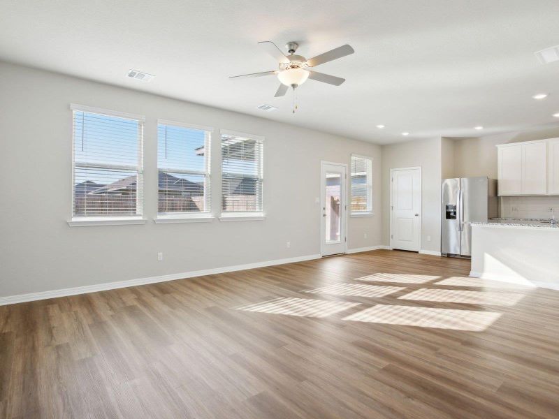 Photo is not of the actual home, but is an inspirational photo of builder’s model home and may depict options, furnishings, and/or decorator features that are not included Photo is not of the actual home, but is an inspirational photo of builder’s model home and may depict options, furnishings, and/or decorator features that are not included