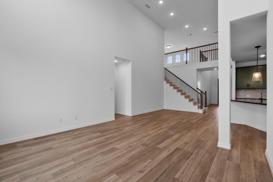 Spacious, unfurnished interior of a new home in Austin Point, Richmond (Image 25).
