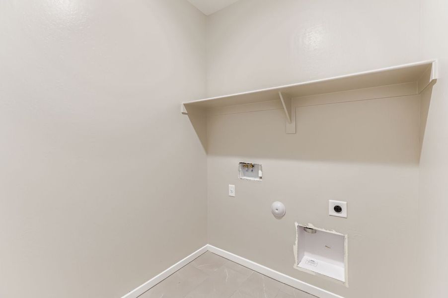 4br New Home in Maricopa, AZ.  - Slide 24