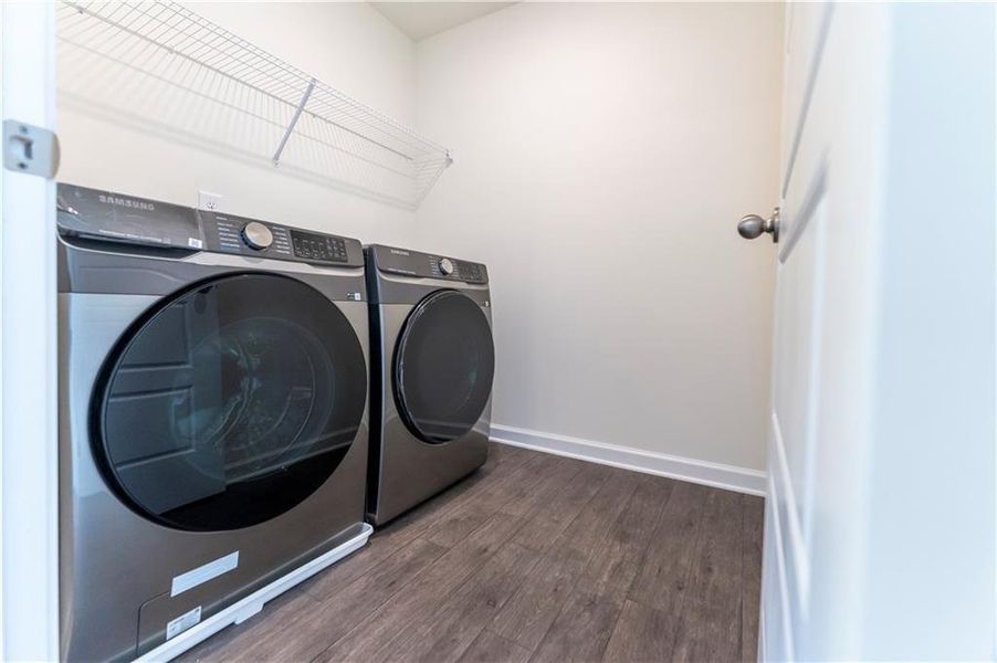 Furnished interior view inside a new home in , Dawsonville (Image 4).