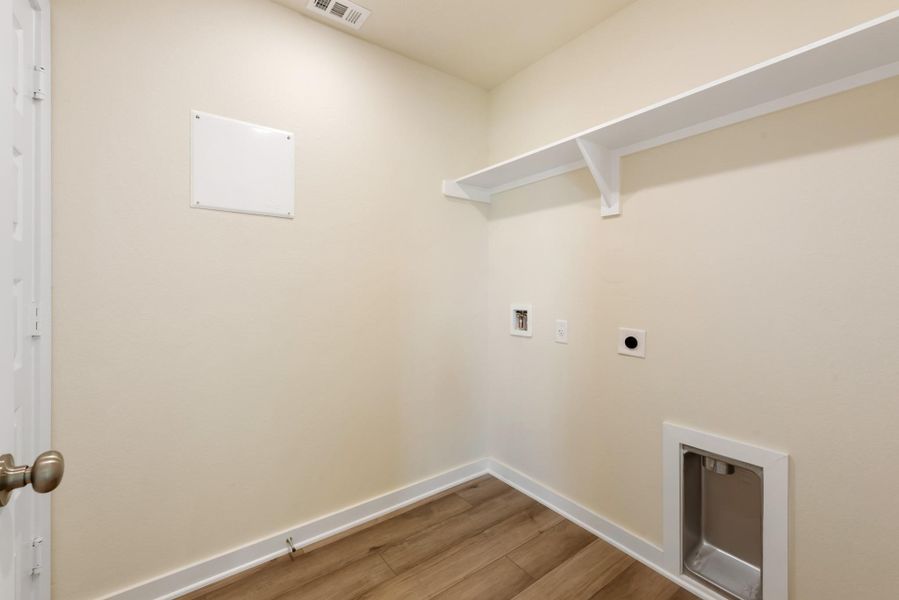 Spacious, unfurnished interior of a new home in , Snook (Image 22). Spacious, unfurnished interior of a new home in , Snook (Image 22).