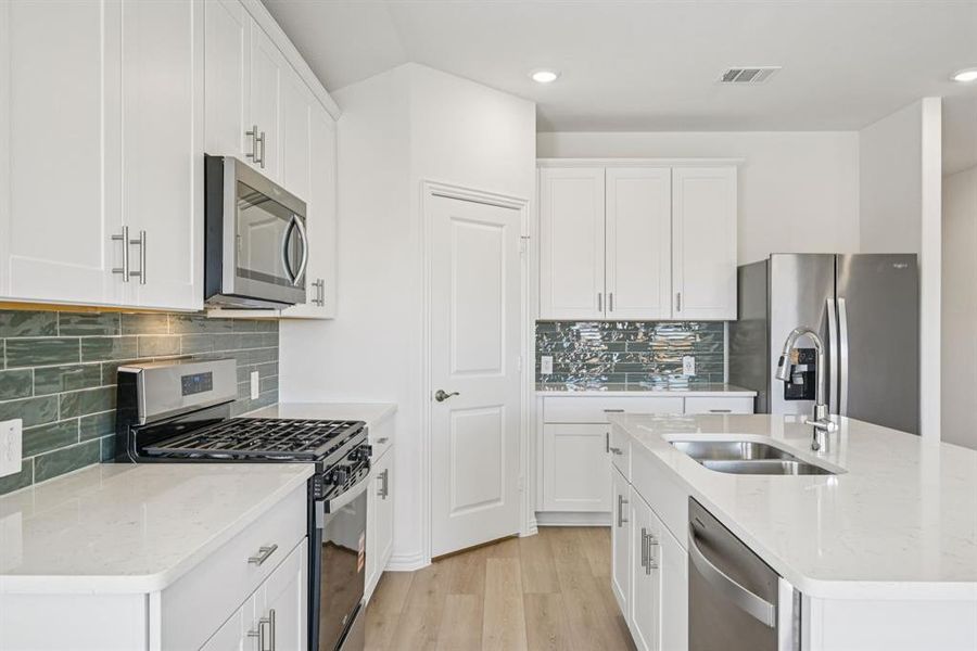 Furnished interior view inside a new home in Westmoor, Sherman (Image 15).