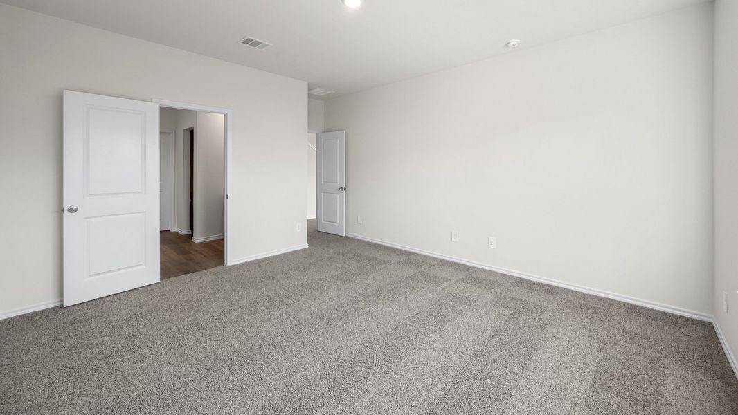 Spacious, unfurnished interior of a new home in Crane Crossing, Crandall (Image 16).