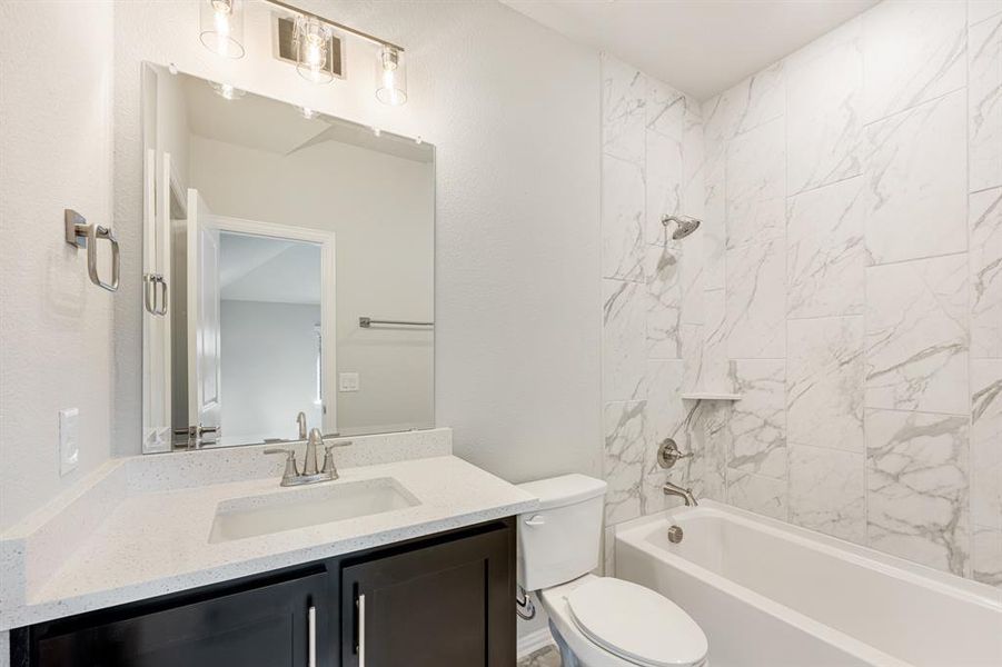 Image 40 of a home in Hayes Crossing.