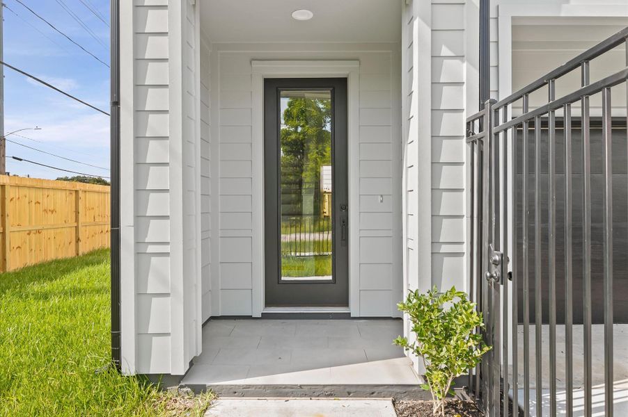 Exterior details and patio area of a home in , Houston (Image 3). Exterior details and patio area of a home in , Houston (Image 3).