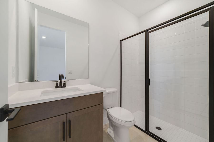 Furnished interior view inside a new home in Vintner Reserve, Clermont (Image 15). Furnished interior view inside a new home in Vintner Reserve, Clermont (Image 15).