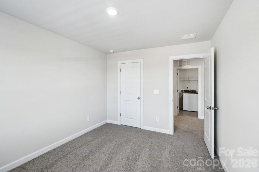 Photo is not of the actual home, but is an inspirational photo of builder’s model home and may depict options, furnishings, and/or decorator features that are not included Photo is not of the actual home, but is an inspirational photo of builder’s model home and may depict options, furnishings, and/or decorator features that are not included