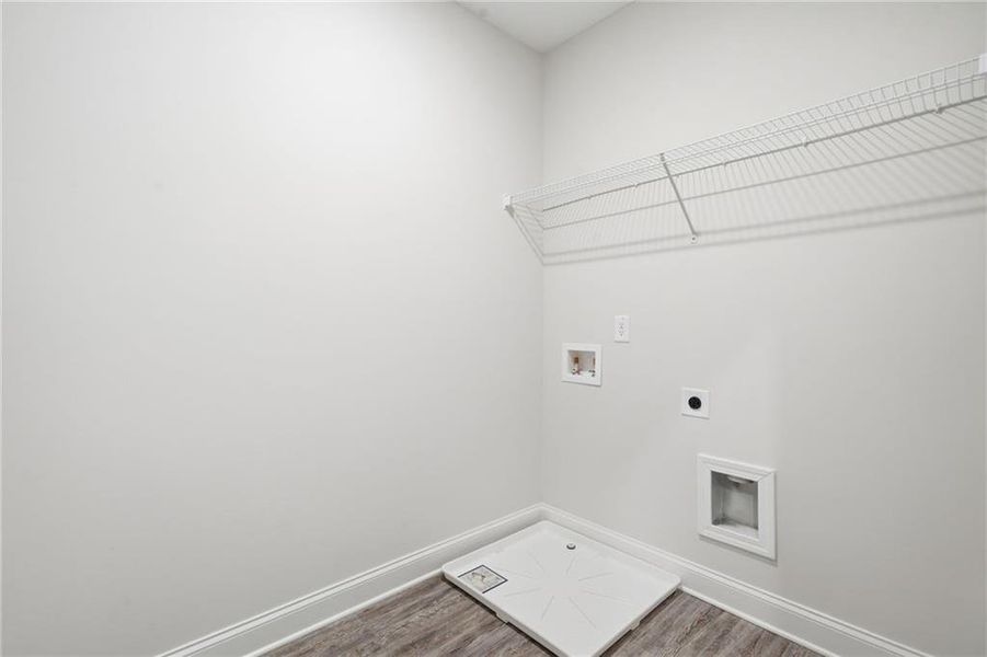 Spacious, unfurnished interior of a new home in Serenity, Hapeville (Image 19).