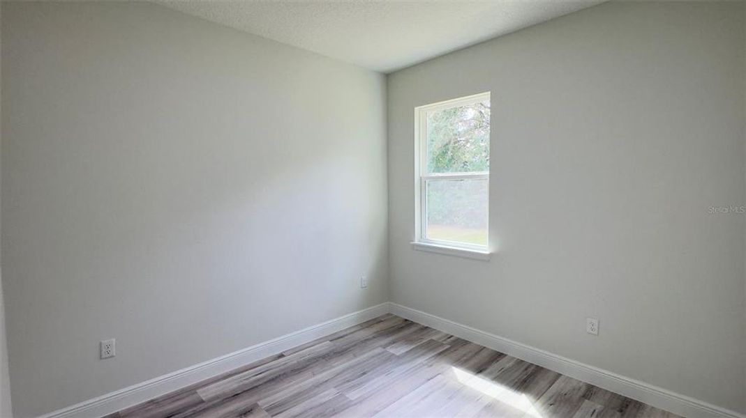 Spacious, unfurnished interior of a new home in , Citrus Springs (Image 17).