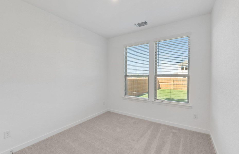 Spacious, unfurnished interior of a new home in Santa Rita Ranch, Liberty Hill (Image 13). Spacious, unfurnished interior of a new home in Santa Rita Ranch, Liberty Hill (Image 13).