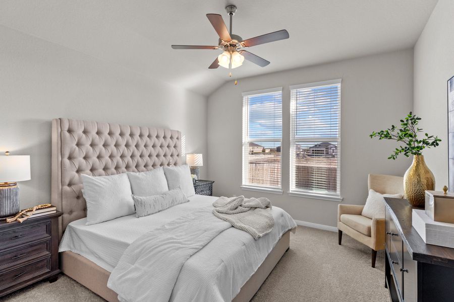 Representative furnished interior of a home built from the Sierra by Beazer Homes in Comanche Ridge, San Antonio (Image 4).