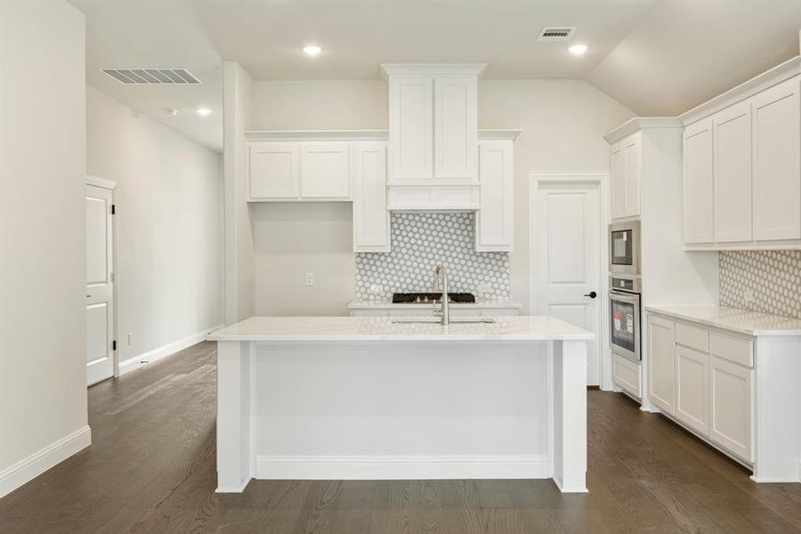 Furnished interior view inside a new home in Painted Tree Woodland District 50, McKinney (Image 13). Furnished interior view inside a new home in Painted Tree Woodland District 50, McKinney (Image 13).