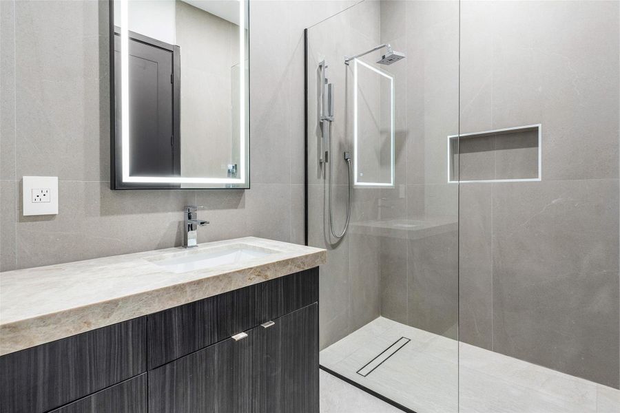 Furnished interior view inside a new home in , Parkland (Image 5).