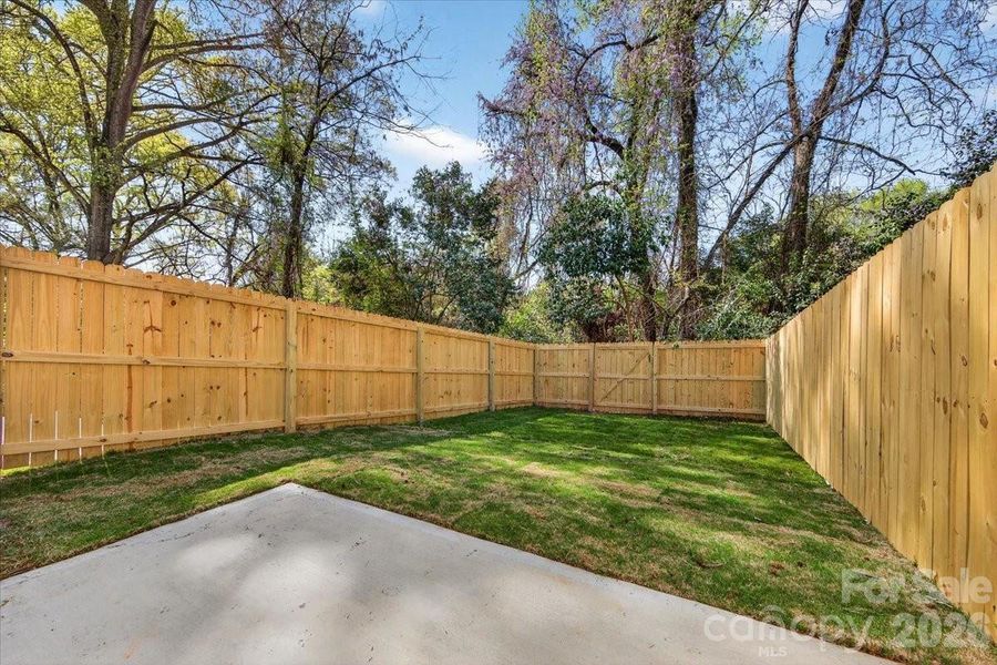 Exterior details and patio area of a home in , Charlotte (Image 4).