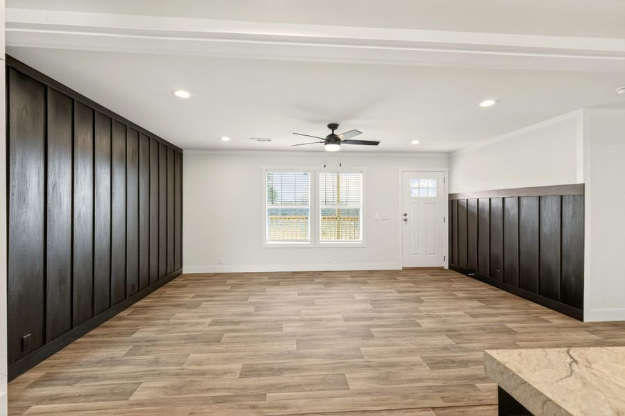 Spacious, unfurnished interior of a new home in , Brenham (Image 16).