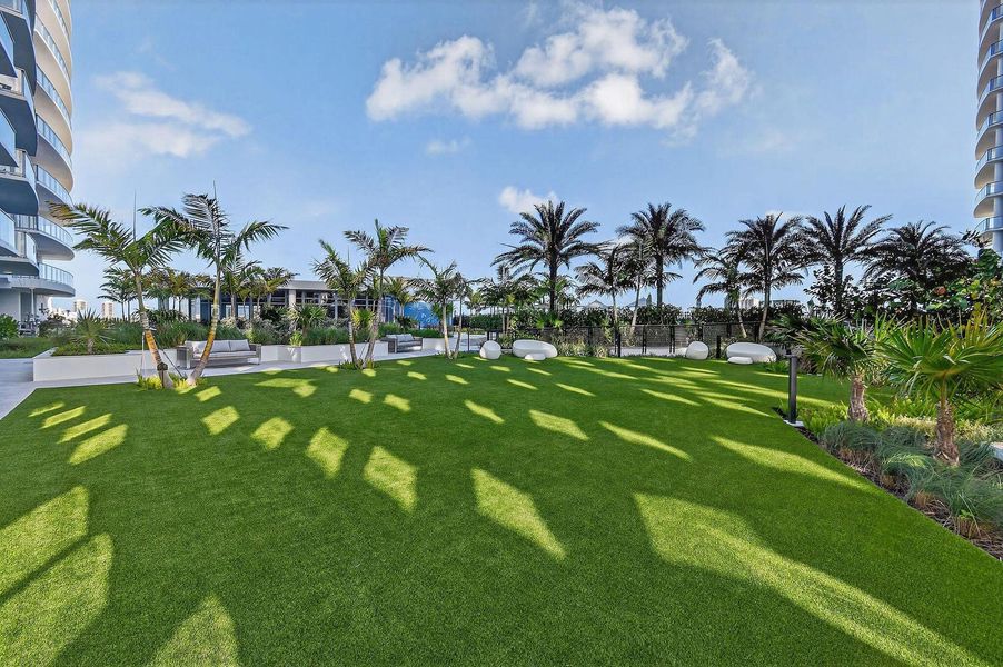 Nautilus220Amenities(30) Nautilus220Amenities(30)