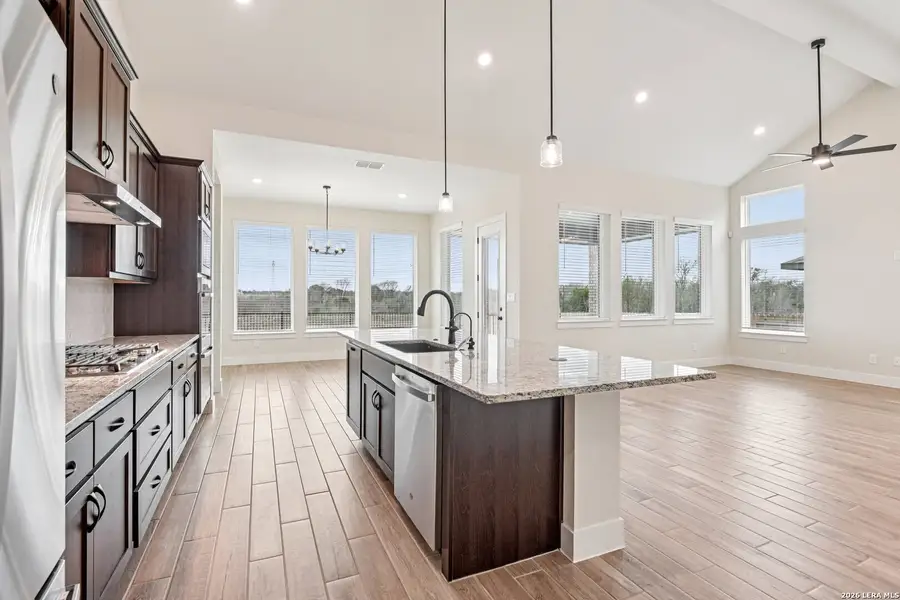 Furnished interior view inside a new home in Village at Three Oaks, Seguin (Image 7). Furnished interior view inside a new home in Village at Three Oaks, Seguin (Image 7).