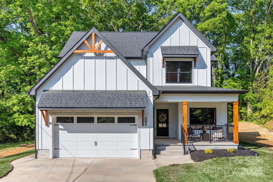 Front exterior of a new home in , Belmont, NC, highlighting curb appeal (Image 23). Front exterior of a new home in , Belmont, NC, highlighting curb appeal (Image 23).