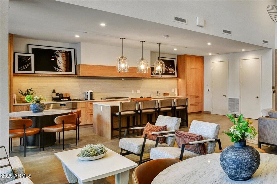 28-Clubhouse Kitchen 28-Clubhouse Kitchen