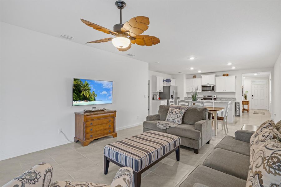 Furnished interior view inside a new home in , Port St. Lucie (Image 14).