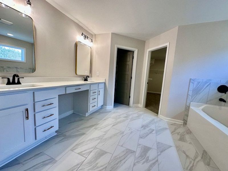 Image 25 of a home in Sagebrook.