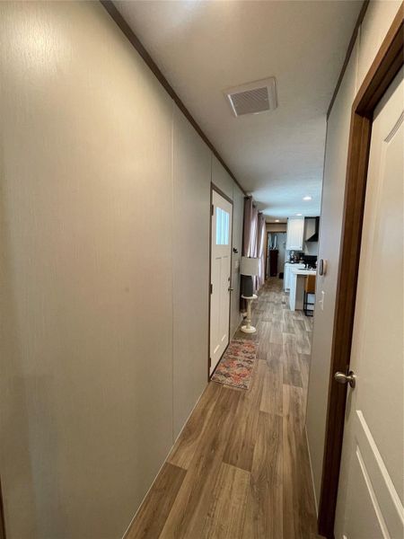 Spacious, unfurnished interior of a new home in , Tomball (Image 18).