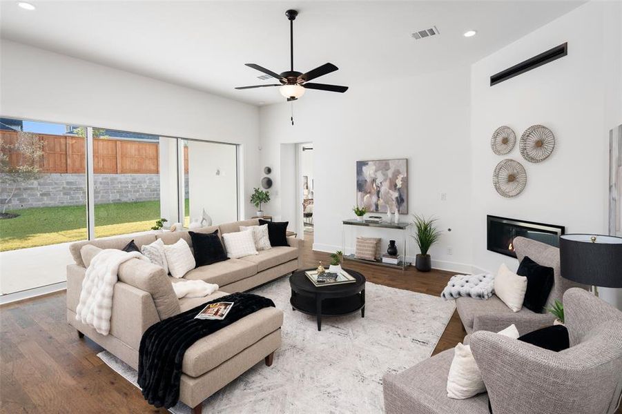 Furnished interior view inside a new home in , Frisco (Image 22).