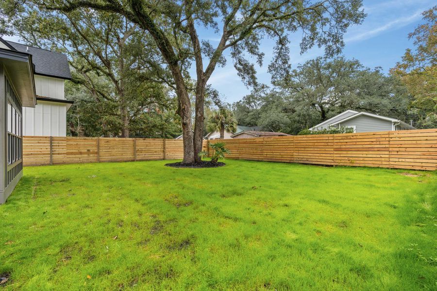 Exterior details and patio area of a home in , Charleston (Image 32).