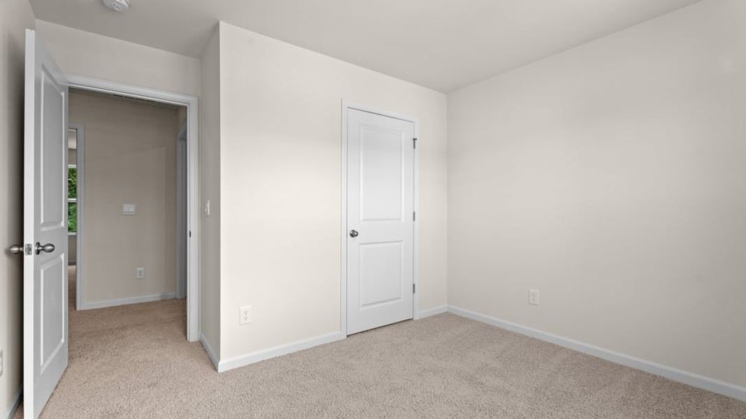 Spacious, unfurnished interior of a new home in Hobbs Farm, Ayden (Image 29).