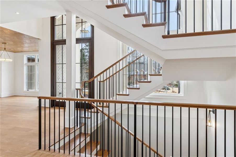 Spacious, unfurnished interior of a new home in , Suwanee (Image 82).