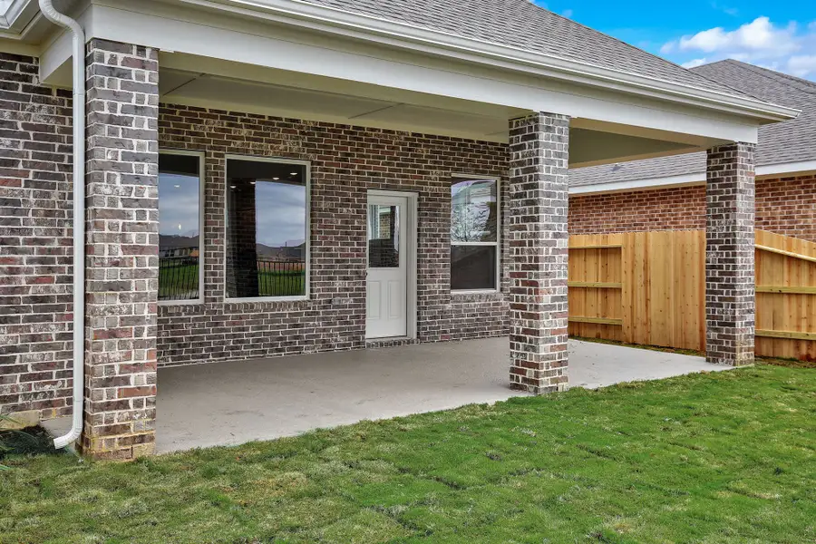 Representative exterior details of a home built from the The Grayden by David Weekley Homes in Sundance Cove Lakeside, Crosby (Image 3).