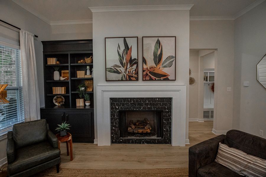 Representative furnished interior of a home built from the Willow by Grant & Co in Manor at Hall Creek, Arlington (Image 121).