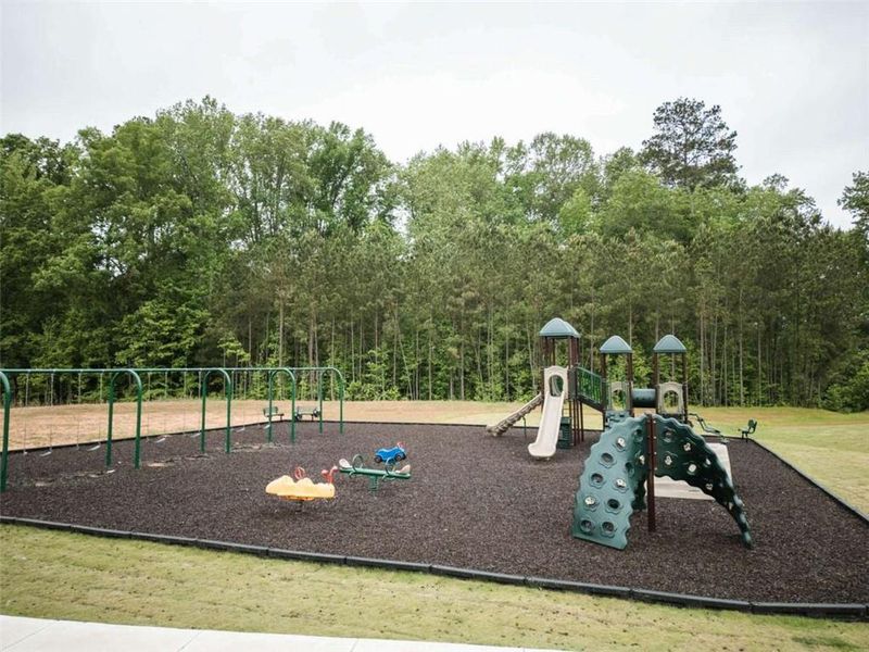 Community amenities in Crossvine Village, LaGrange (Image 7).
