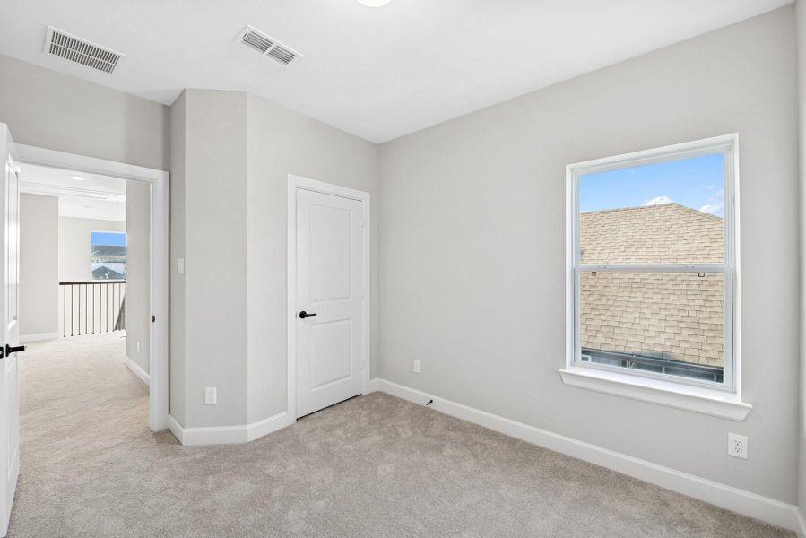 Spacious, unfurnished interior of a new home in Pomona 40' Homesites, Manvel (Image 18). Spacious, unfurnished interior of a new home in Pomona 40' Homesites, Manvel (Image 18).
