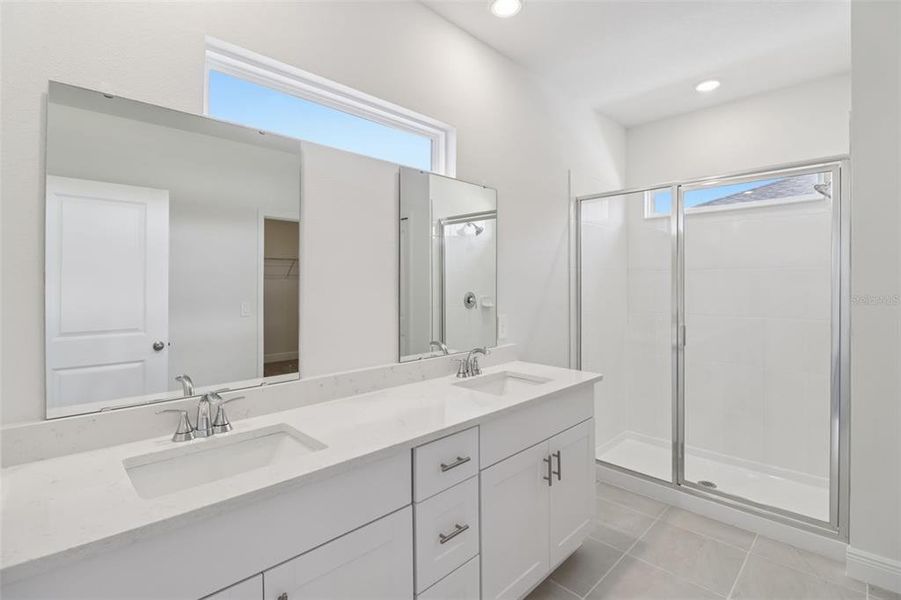 Furnished interior view inside a new home in Cyrene at Minneola, Minneola (Image 10).