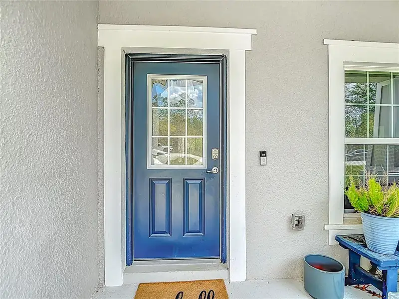 Exterior details and patio area of a home in , Weeki Wachee (Image 4). Exterior details and patio area of a home in , Weeki Wachee (Image 4).