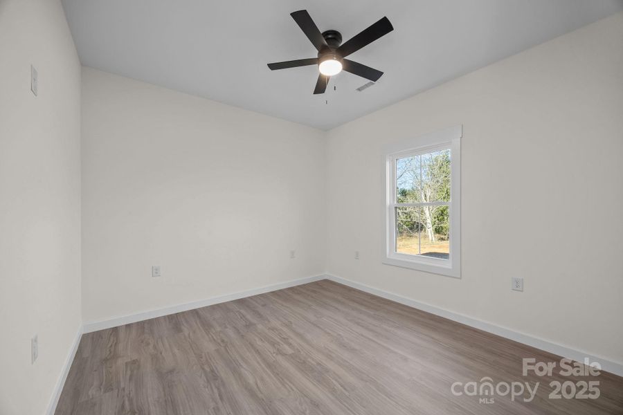 Spacious, unfurnished interior of a new home in , Tryon (Image 21).