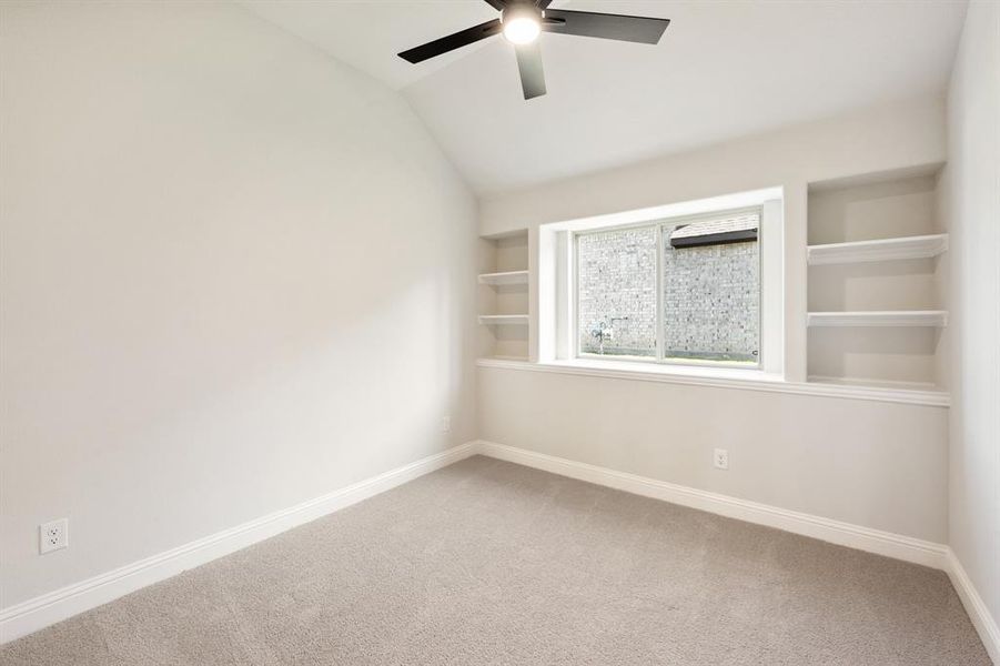 Spacious, unfurnished interior of a new home in Sunset Ridge, Alvarado (Image 30).