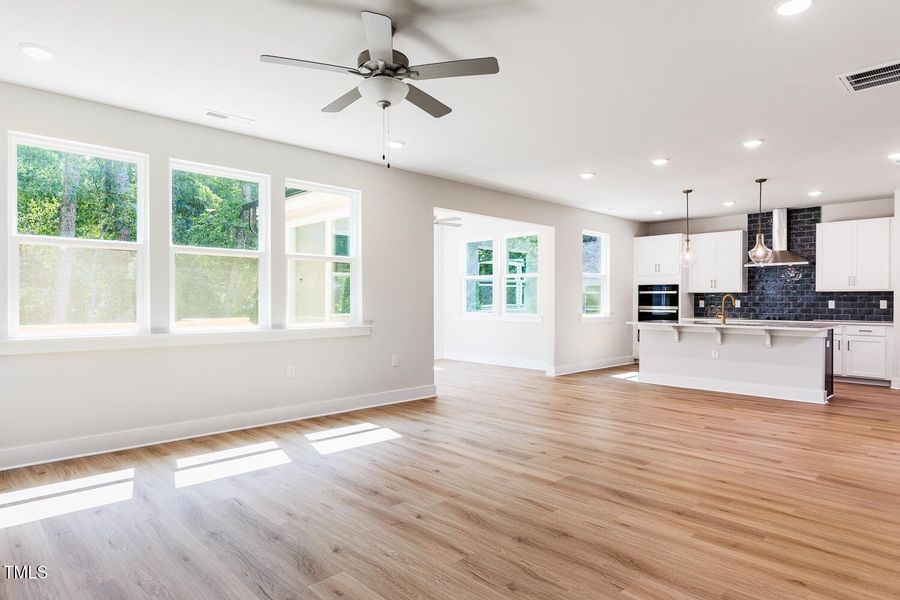 Family kitchen morning room Family kitchen morning room