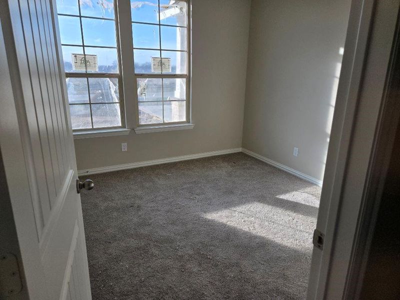 Spacious, unfurnished interior of a new home in Hillview Addition, Decatur (Image 6).