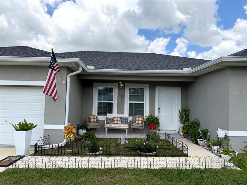 Exterior details and patio area of a home in , Ocala (Image 3).