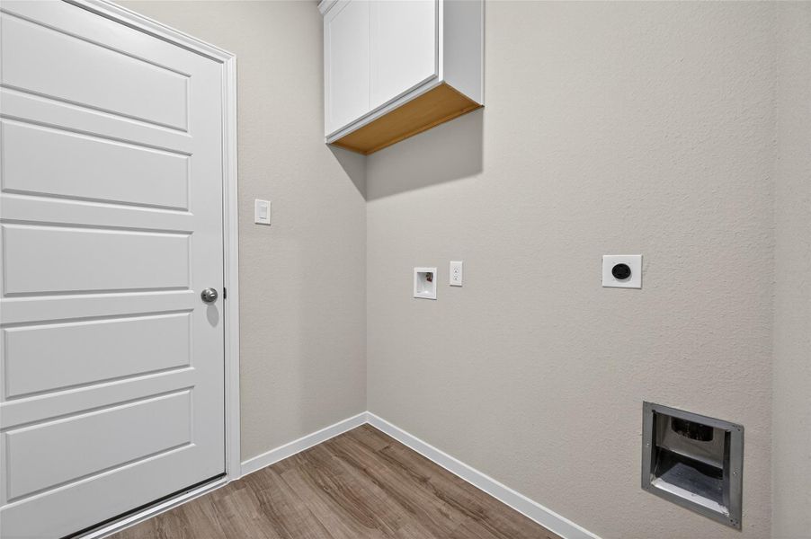 Spacious, unfurnished interior of a new home in Cypress Green, Hockley (Image 27). Spacious, unfurnished interior of a new home in Cypress Green, Hockley (Image 27).