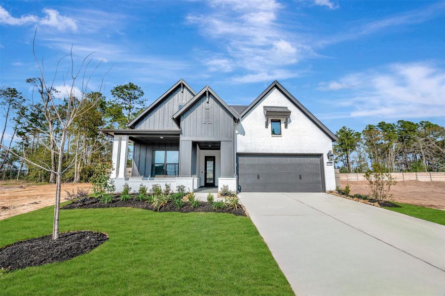 Welcome to  Lavender by David Weekley Homes. Move-In-Ready Now!