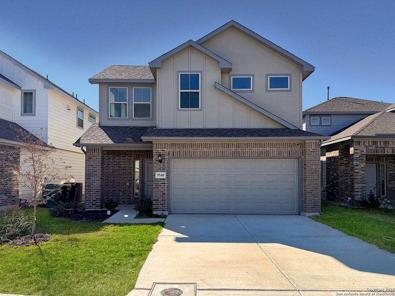 Front exterior of a new home in Knox Ridge, Converse, TX, highlighting curb appeal (Image 1). Front exterior of a new home in Knox Ridge, Converse, TX, highlighting curb appeal (Image 1).