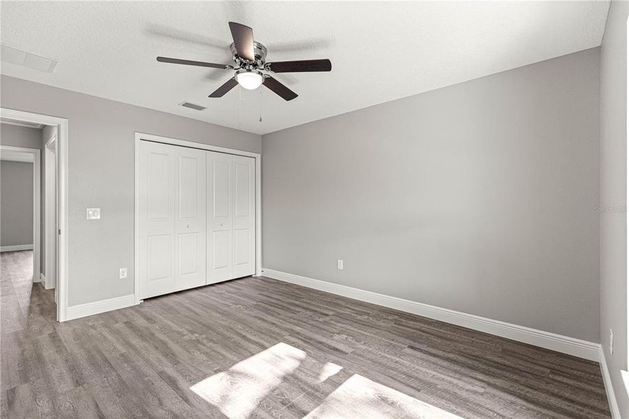 Spacious, unfurnished interior of a new home in , Summerfield (Image 28).