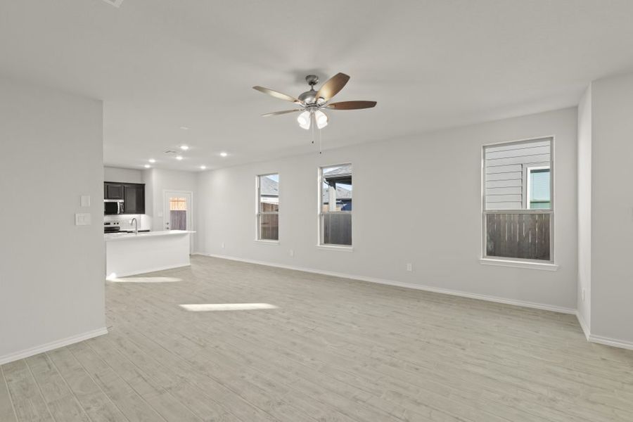 Representative unfurnished interior of a home built from the Birch by Impression Homes in Churchill, Anna (Image 16).