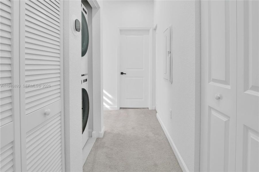 Spacious, unfurnished interior of a new home in , Homestead (Image 19).