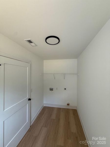 Spacious, unfurnished interior of a new home in , York (Image 7).